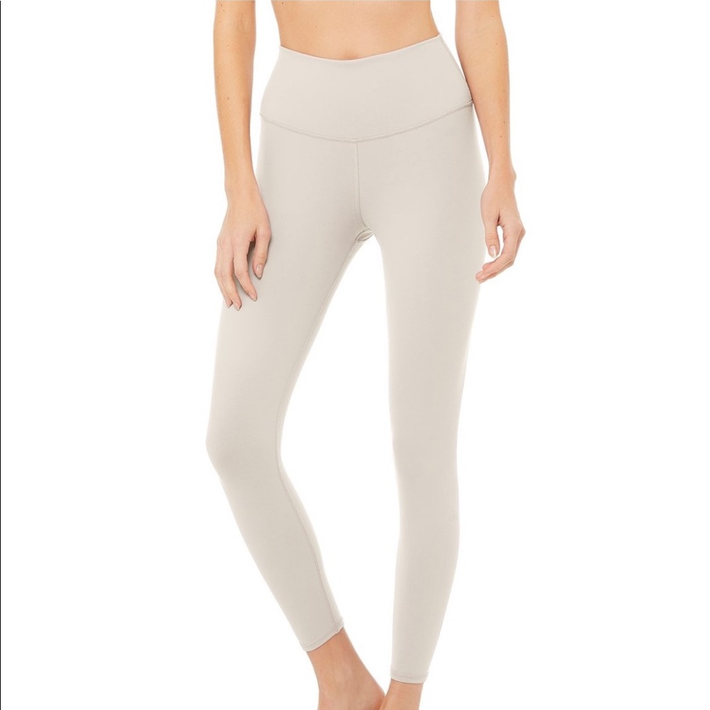 Alo Yoga 7/8 High-Waisted in Bone